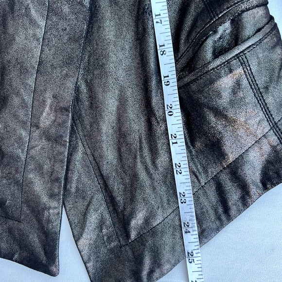 Graham & Spencer Suede Moto Jacket Size Small - Picture 12 of 12